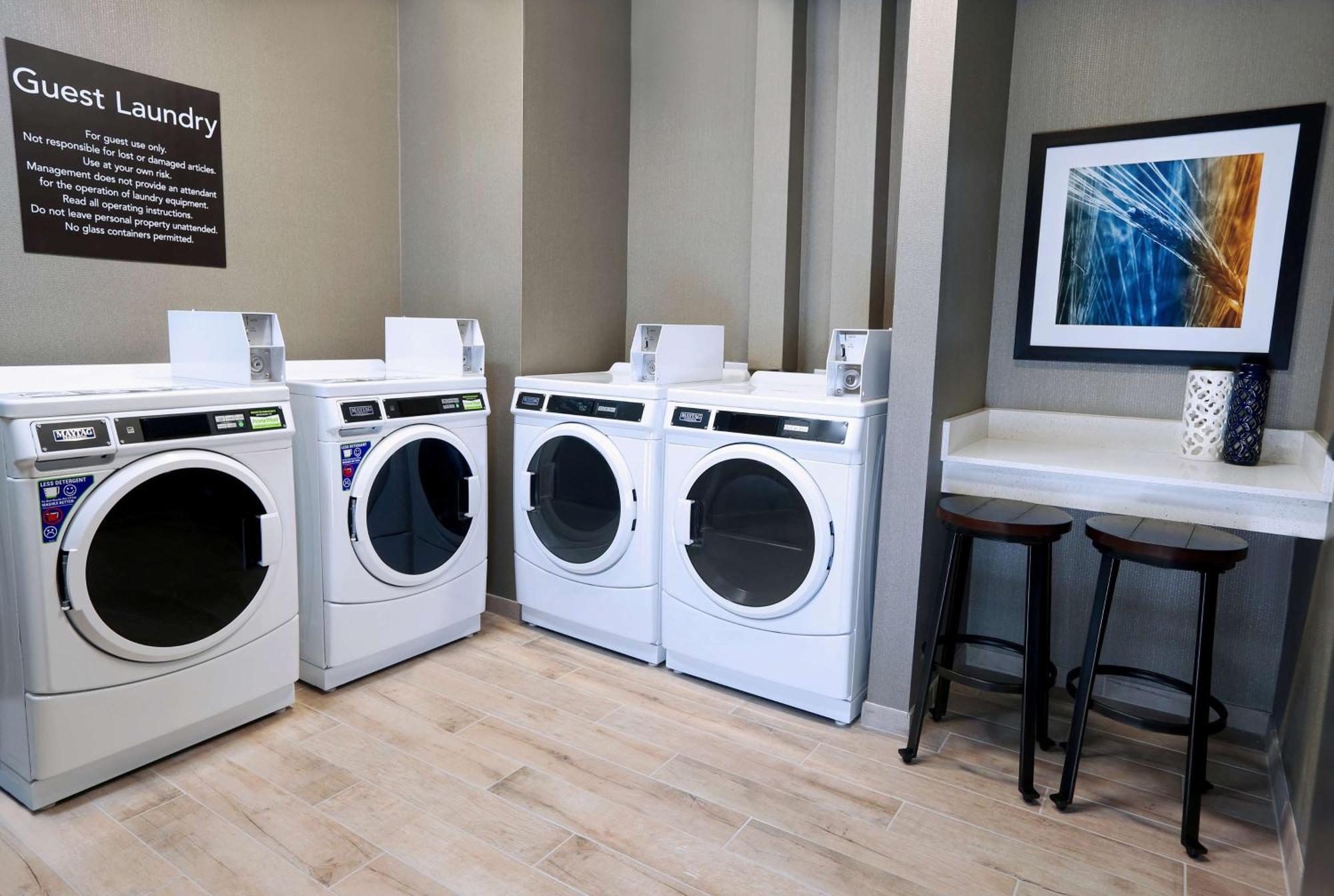 Homewood Suites By Hilton West Fargo/Sanford Medical Center Bagian luar foto